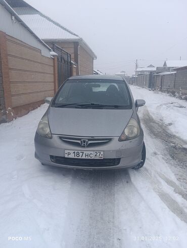 маленькая машина: Honda Fit: 2007 г., 1.3 л, Вариатор, Бензин, Хэтчбэк