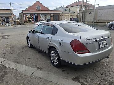 nomre satışı: Nissan Teana sedan - Kuzov: 4 qapılı sedan, iri ölçülü salon - Rəng — 10