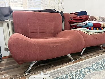 table and chair: Срочно продаю диван раскладной комплект в идеальном состоянии — 1