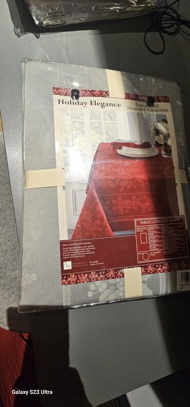 Ev saatları: Yeni rəng - Boz Süfrə, Ünvandan götürmə