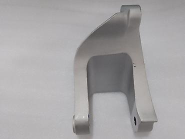 е34 1995: Задняя опора силового агрегата BYD Yuan Plus / Atto 3 / Yuan UP — 2
