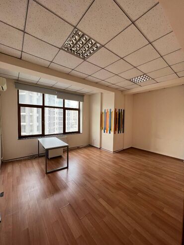 Uzunmüddətli kirayə mənzillər: İcarəyə ofis – Heydər Əliyev Sarayının yanında Nəsimi rayonu, Səməd