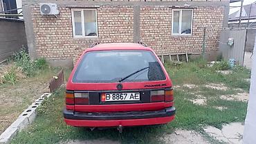 pasat: Volkswagen Passat Variant: 1989 г., Универсал — 3