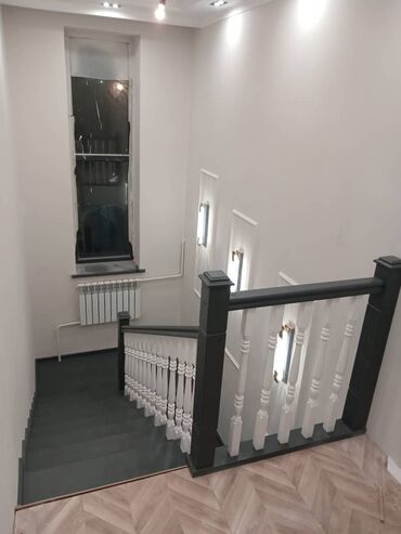 Деревянные лестницы: Деревянная лестница Для дома, Бесплатный замер, Форма лестницы: Много-маршевая, Стиль: Классический — 9