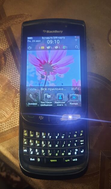 telefonlar 100 manata: Blackberry Torch 9800