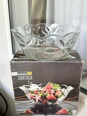 Наборы посуды: Различная посуда, б/у и новая. Есть комплектами и вразнобой. Может — 14