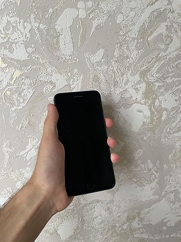 Apple iPhone: IPhone 8 Plus, 64 GB, Qara, Barmaq izi, Simsiz şarj — 3