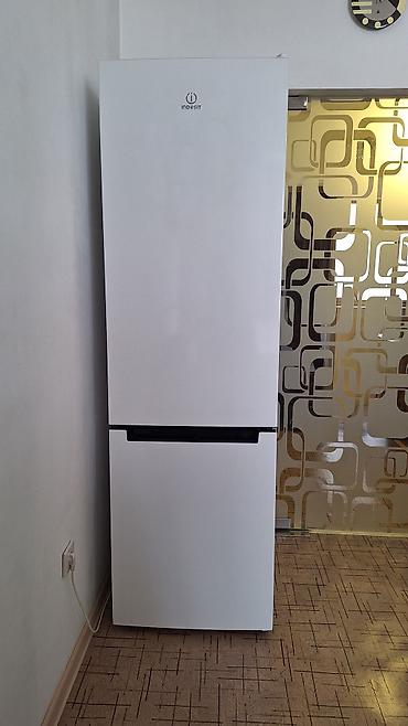 freezer: Холодильник Indesit б/у DFE 4200 W двухкамерный, белый -размер — 1