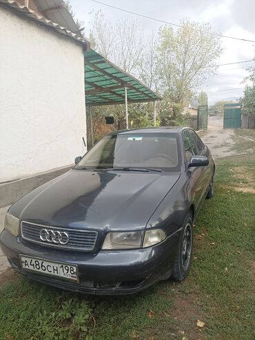 Audi: Audi A4: 1995 г., Механика, Седан