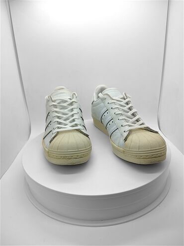 Krossovka ve ketlər: Adidas, Ölçü: 36, rəng - Ağ, İşlənmiş