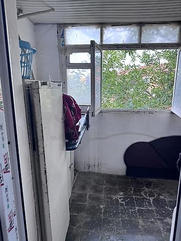 Mənzillər: Bakı, 1 otaqlı, Köhnə tikili, m. Neftçilər, 38 kv. m — 3