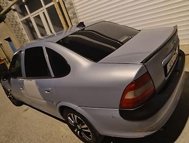 opel 1 3: Model: Opel Vectra B sedan Rəng: Mavi metalik Kuzov: 4 qapı, tünd — 6