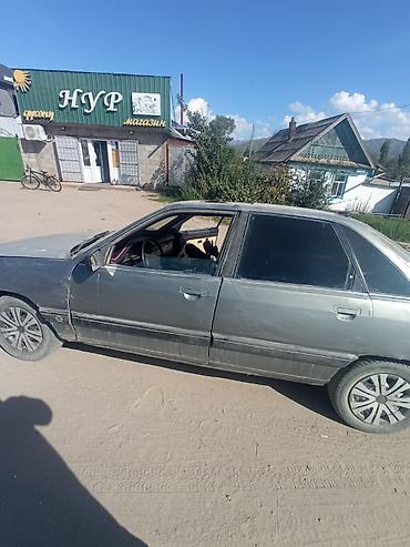 bud e9: Audi 100: 1989 г., 2.3 л, Бензин, Седан — 4