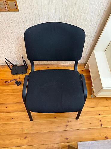 karta: Ofis masası və stul dəsti - Masa: düzbucaqlı forma, taxta teksturalı — 1