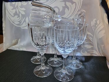 Čaše: Case nove francuske luminarc za vino iz 80ih. Nove case,sve na njima na lalafo.rs — 4 Čaše: Case nove francuske luminarc za vino iz 80ih. Nove case,sve na njima — 4