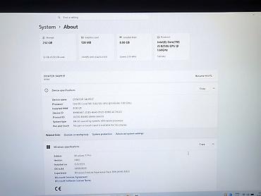 postolje za racunar: Lenovo ideapad 330 17.3 core i5 8250u 8256gb ssd Laptop prodajem — 2