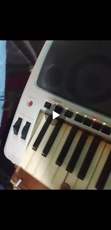 korg pa 800: Yamaha PSR-2000 aranjor sintezator - 61 klavişli dinamik klaviatura - — 2