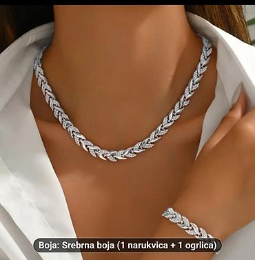 bata kozne torbe: Set nakita – ogrlica i narukvica u srebrnoj boji - Dizajn — 1