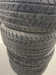 Шины: Продаю комплект шин очень в хорошем состоянии!!! Почти новые — 2