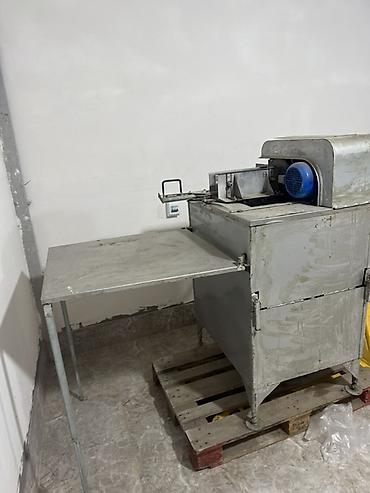 ikinc el: Suxari (çörək doğrama) aparatı - Paslanmayan metal korpuslu, ağır — 2