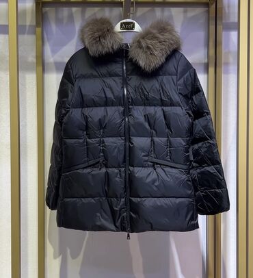 новые зимние куртки: Пуховик, S (EU 36)