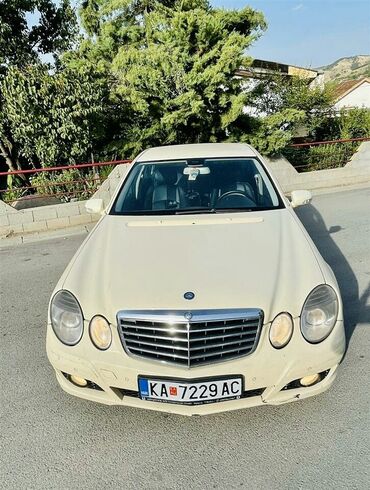 Μεταχειρισμένα Αυτοκίνητα: Mercedes-Benz E 220: 2.2 l. | 2006 έ. Sedan