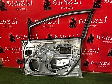 дверь приус: Автозапчасть: дверь передняя правая для Toyota Prius (ZVW30), годы — 4