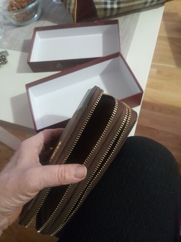 Novčanici: Ženski novčanik, Materijal: Koža — 9