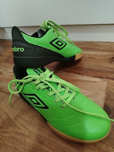 Patike: Umbro futsal patike – fluorescentno zelene - Brend: Umbro - Model — 6