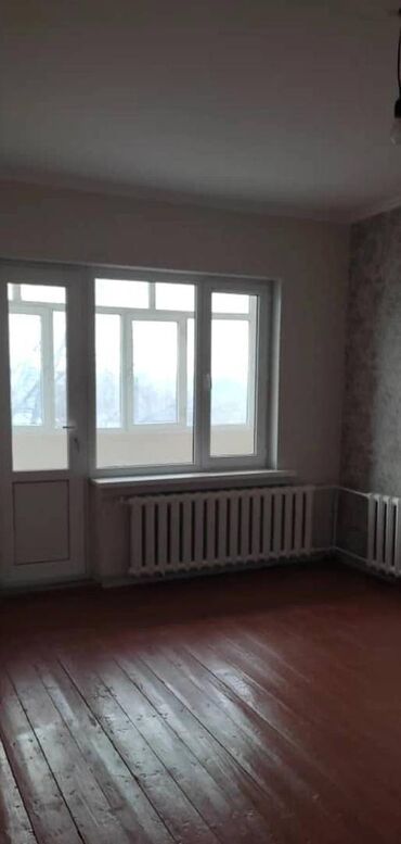 3 ком 105 серия: 1 комната, 35 м², 105 серия, 3 этаж