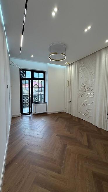 Продажа квартир: 2 комнаты, 136 м², Элитка, 2 этаж, Дизайнерский ремонт at lalafo.kg — 2 Продажа квартир: 2 комнаты, 136 м², Элитка, 2 этаж, Дизайнерский ремонт — 2
