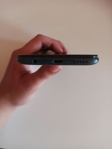 Digər mobil telefonlar: Salam hərvaxtınız xeyir telefon təcili satılır 2 problemi var biri — 5