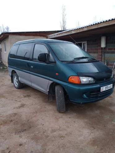 Mitsubishi: Mitsubishi Space Gear: 1995 г., 2.4 л, Механика, Бензин, Минивэн