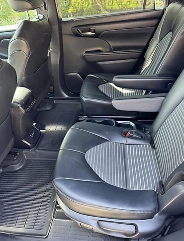 tayota progres: Toyota Highlander: 2024 г., 2.4 л, Автомат, Бензин, Кроссовер — 10
