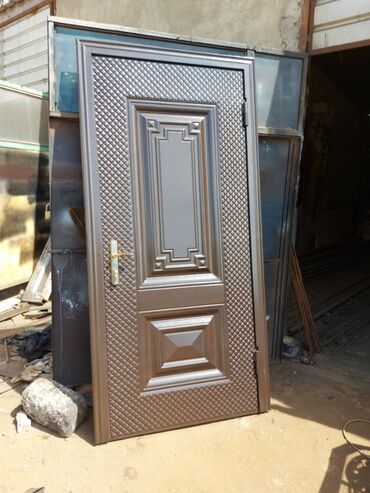 Giriş qapıları: Yeni Giriş qapısı Ödənişli çatdırılma — 20