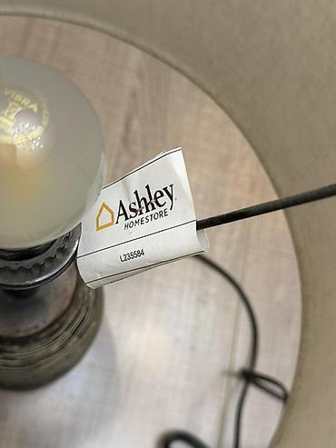 dekor isiq: Ashley Homestore “Mahima” masaüstü lampalar – 2-lik dəst - Model — 2