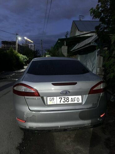 авто форд мондео: Автомобиль Ford Mondeo серебристого цвета. Год: 2009 Цвет