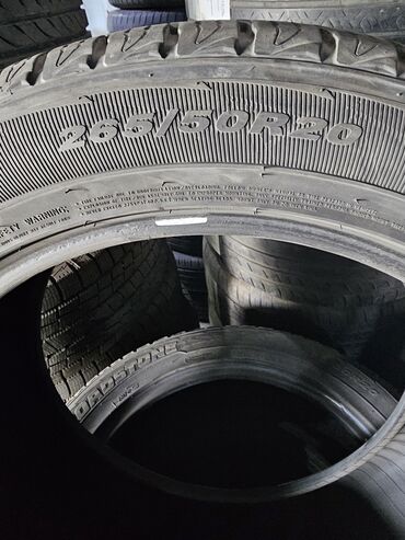 Шины: Шины 265 / 50 / R 20, Лето, Б/у, Комплект, Внедорожные (АТ/МТ), Корея, Roadstone
