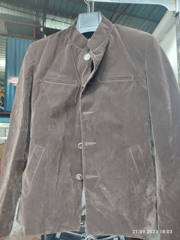 мужской пиджак бишкек: Костюм S (EU 36), M (EU 38)