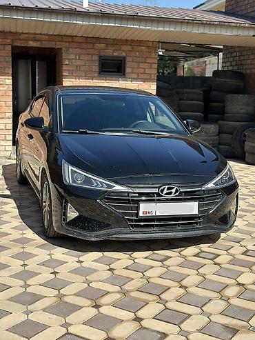 Продажа авто: Hyundai Elantra: 2018 г., 2 л, Автомат, Бензин, Седан — 4