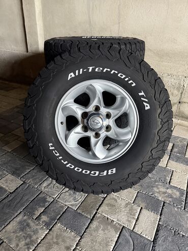 опель фронтера б: Дөңгөлөктөр монтажда 265 / 75 / R 16, All-season, Колдонулган, Комплект, Жол тандабастар (АТ/МТ), Куйма, тешиктери - 6