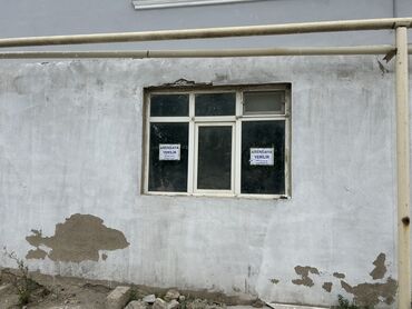 дома в набрани: Kirayə obyekt 200kv Obyekt barədə: - Pəncərəli fasadı olan yerüstü
