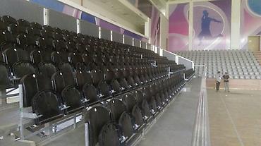 məktəb stulları: Səyyar tipli tribunalar və qatlanan stadion oturacaqları Təsvir: - — 1