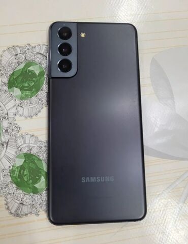 8 гб оперативной памяти: Samsung Galaxy S21 5G, 256 ГБ, цвет - Черный