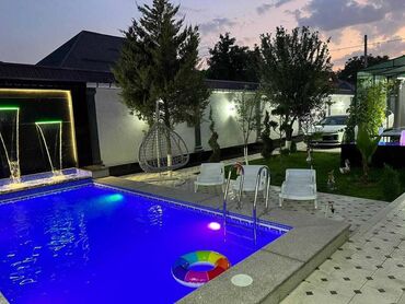 Посуточная аренда домов: Просторный дом с современной отделкой и благоустроенным двором. - — 17