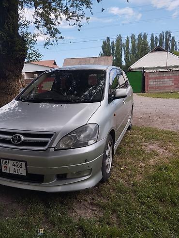 купить термобокс: Toyota Ipsum: 2001 г., 2.4 л, Автомат, Бензин, Минивэн — 1