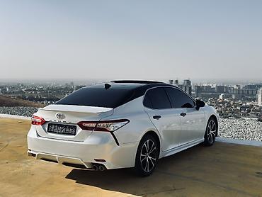 toyota sequoya: Toyota Camry: 2019 г., 2.5 л, Автомат, Бензин, Седан — 3