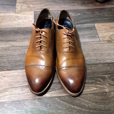 б у туфли: Продам кожаные туфля хорошего качества за дешово. размер 41.5-42 в