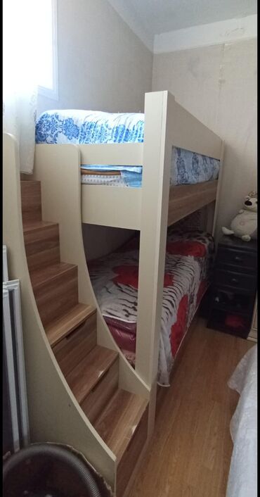 Mətbəx üçün digər texnika: Nigar💚 2 mərtəbəli çarpayı əla vəzyətdə matras var qiymət✨300 man
