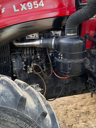 Другие тракторы: Трактор колесный YTO NLX954 (указание на капоте — NLX954). Основные — 4